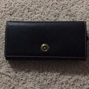 Ralph Lauren women’s zipper wallet